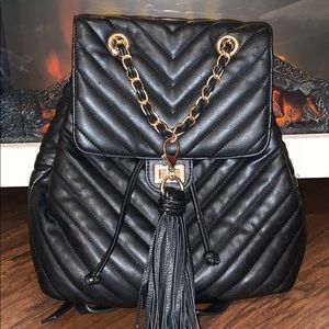 Black mini backpack 🎒